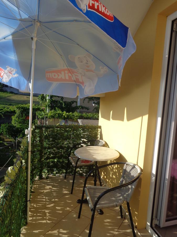 蒂瓦特伊万娜旅馆公寓 外观 照片